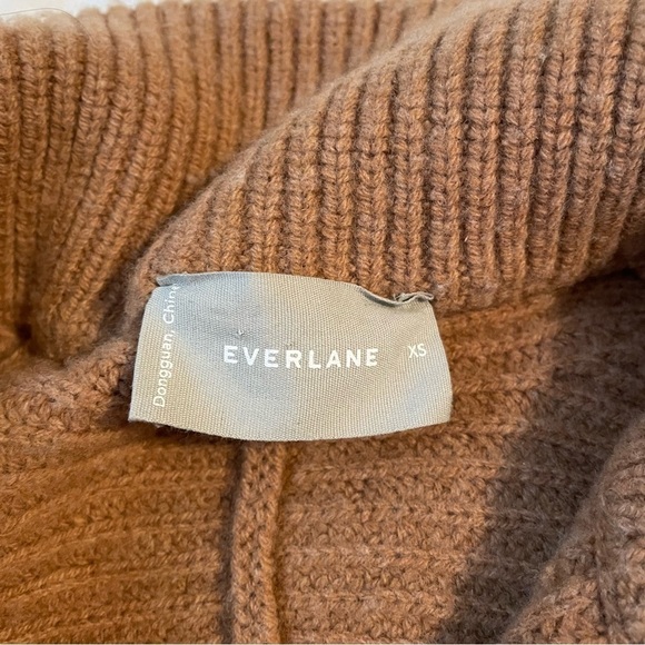 Everlane XS The Felted Merino Half-Zip Sweater Caramel Brown Honey Cropped wool - Picture 3 of 5